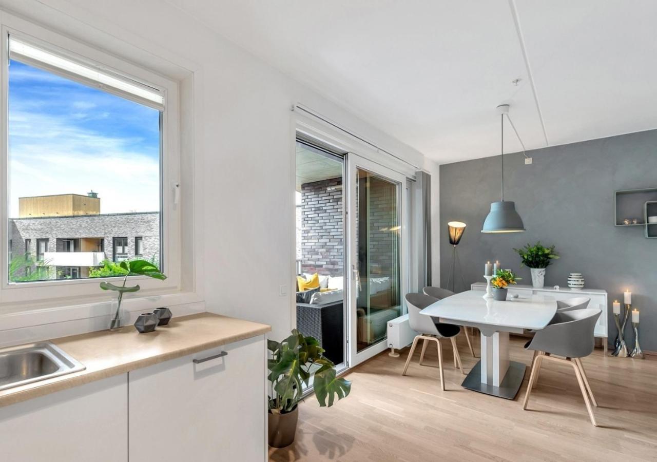 Seaside Apt - 2 Sunny Balconies - Modern - 6 Pax Oslo Bagian luar foto