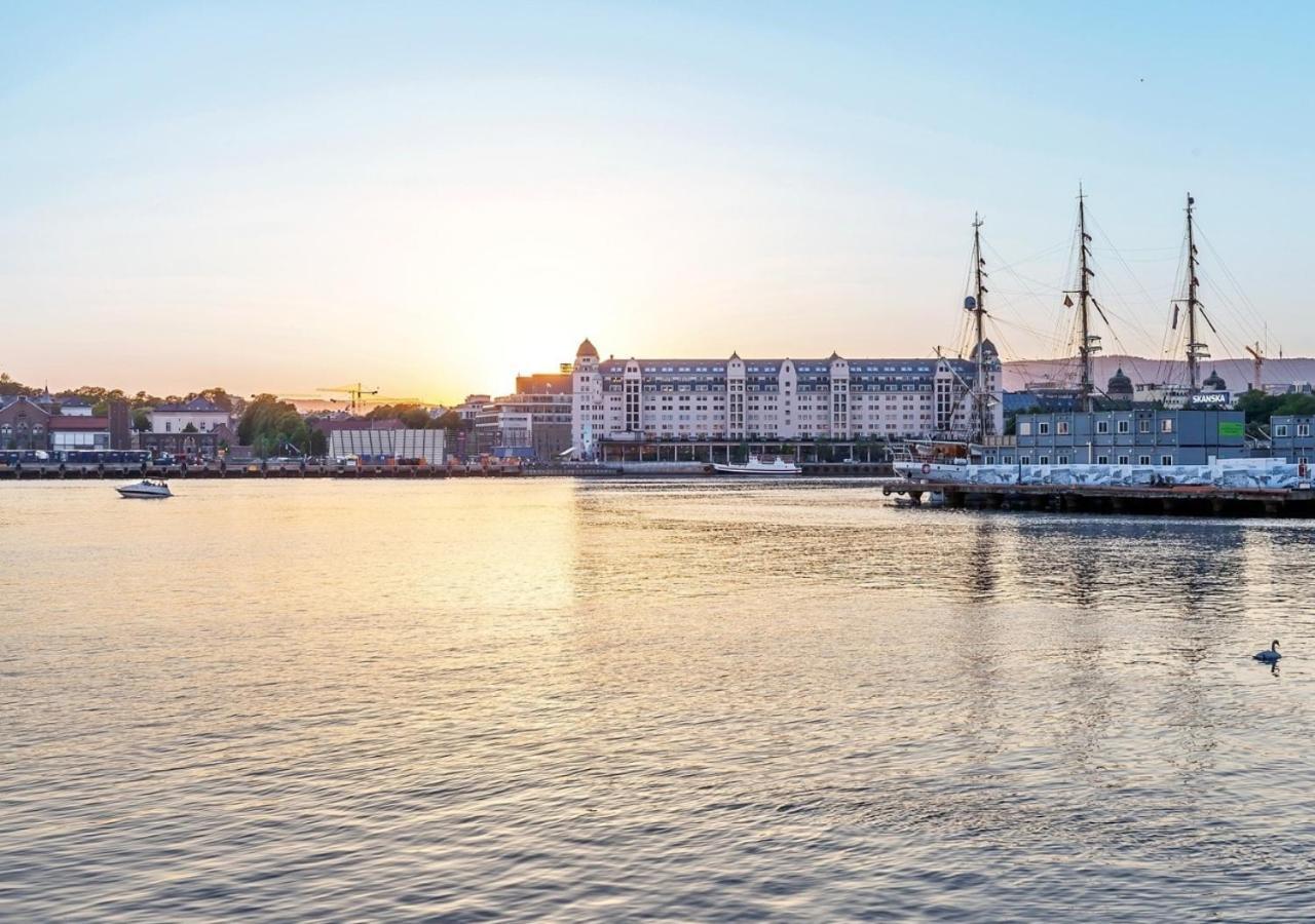 Seaside Apt - 2 Sunny Balconies - Modern - 6 Pax Oslo Bagian luar foto